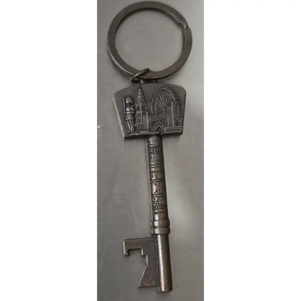 Lot Of 5 European‎ Key Rings/purse Charms London Italy Paris